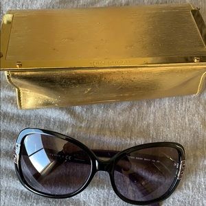 Tory Burch Sunglasses & Case (TY7022)